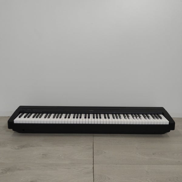 (B-Stock) P-45 Digital Piano (Black)