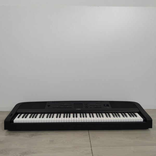 (Stock B) DGX-670B piano numérique noir