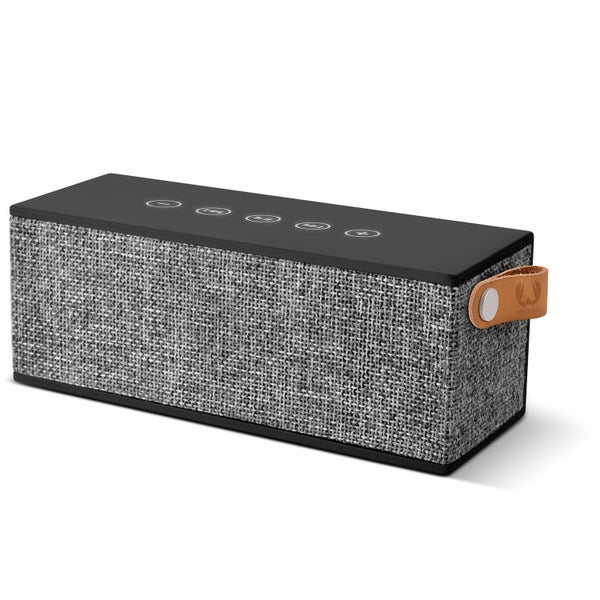 Fresh 'n Rebel Rockbox Brick Fabriq Edition Concrete altavoz