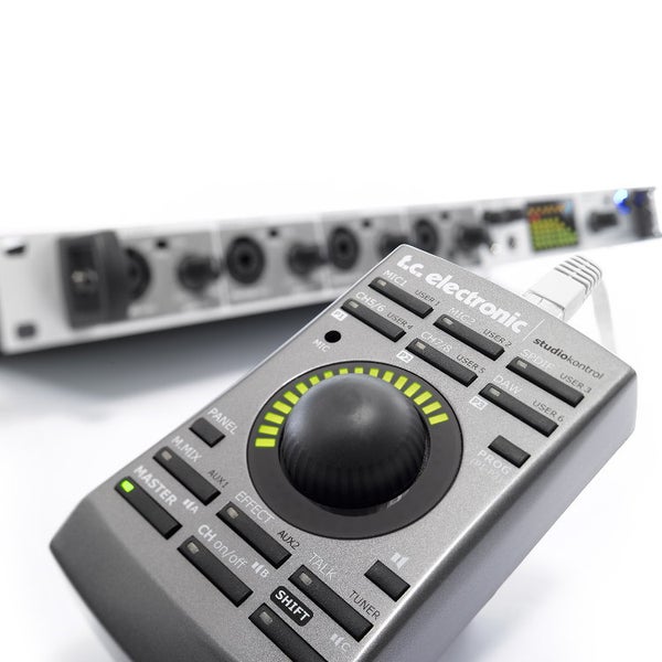 TC Electronic Studio Konnekt 48 Interface audio numérique FireWire avec télécommande